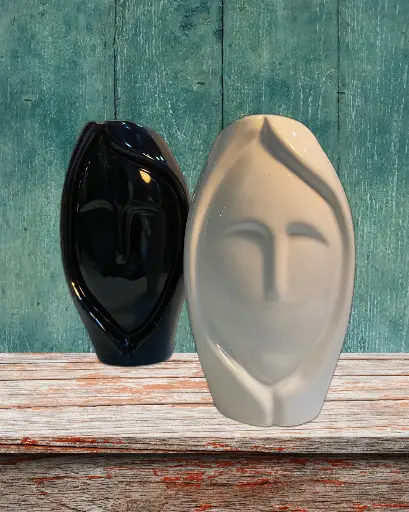 Cupel Face Ceramic Set – Modern Elegance in Black & White