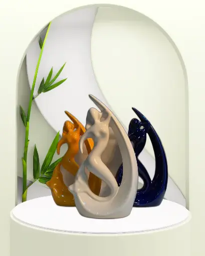 Elegant Ceramic Lovers Sculpture – Modern Artistic Décor